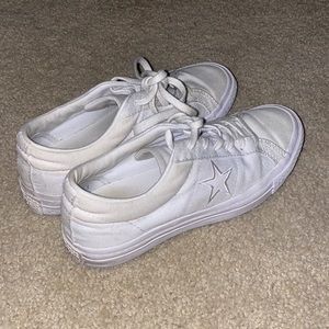 White Vintage Style All White Converse